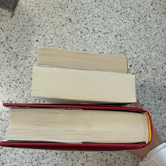 Kristin Hannah Book Set - Picture 3 of 6